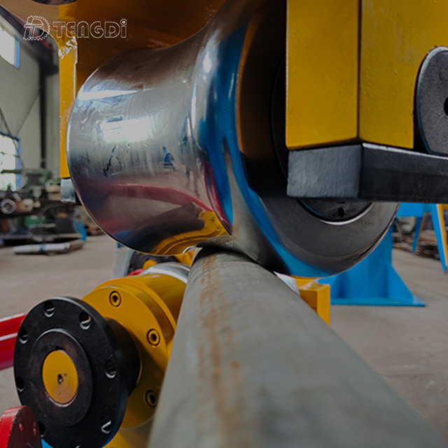 Steel Pipe Straightener