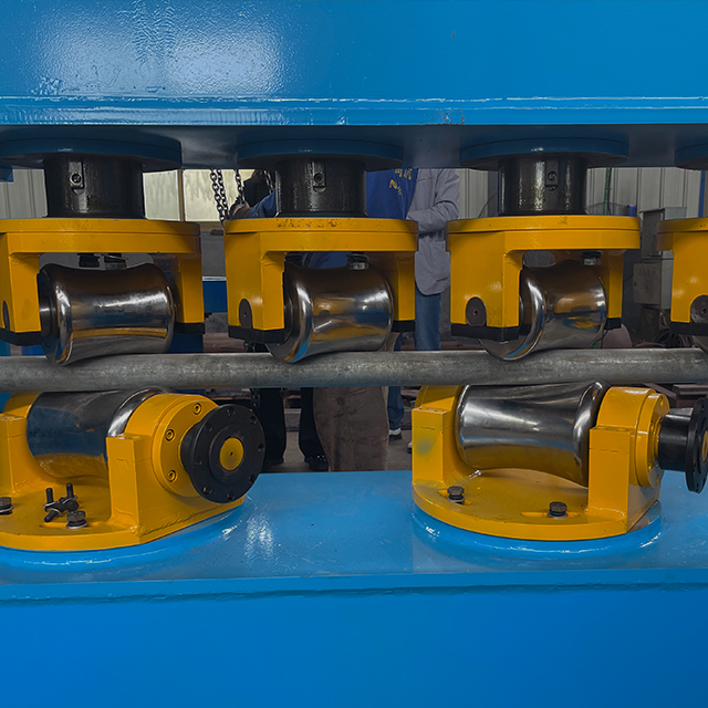 Steel Pipe Straightening Machine